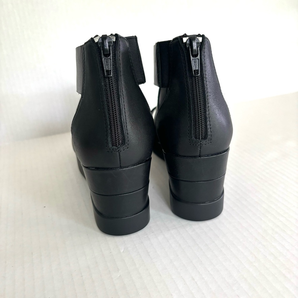 Ecco Elevate Black Leather Platform Wedge Sandal Wide Strap Size‎ 37EU, 6US - Picture 6 of 16
